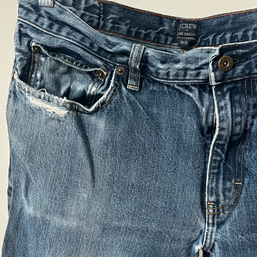 J. Crew Men's Relaxed Driggs Style Jeans - Picture 4 of 4
